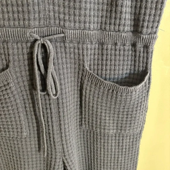 Women's Navy Jumpsuit - Picture 4 of 12